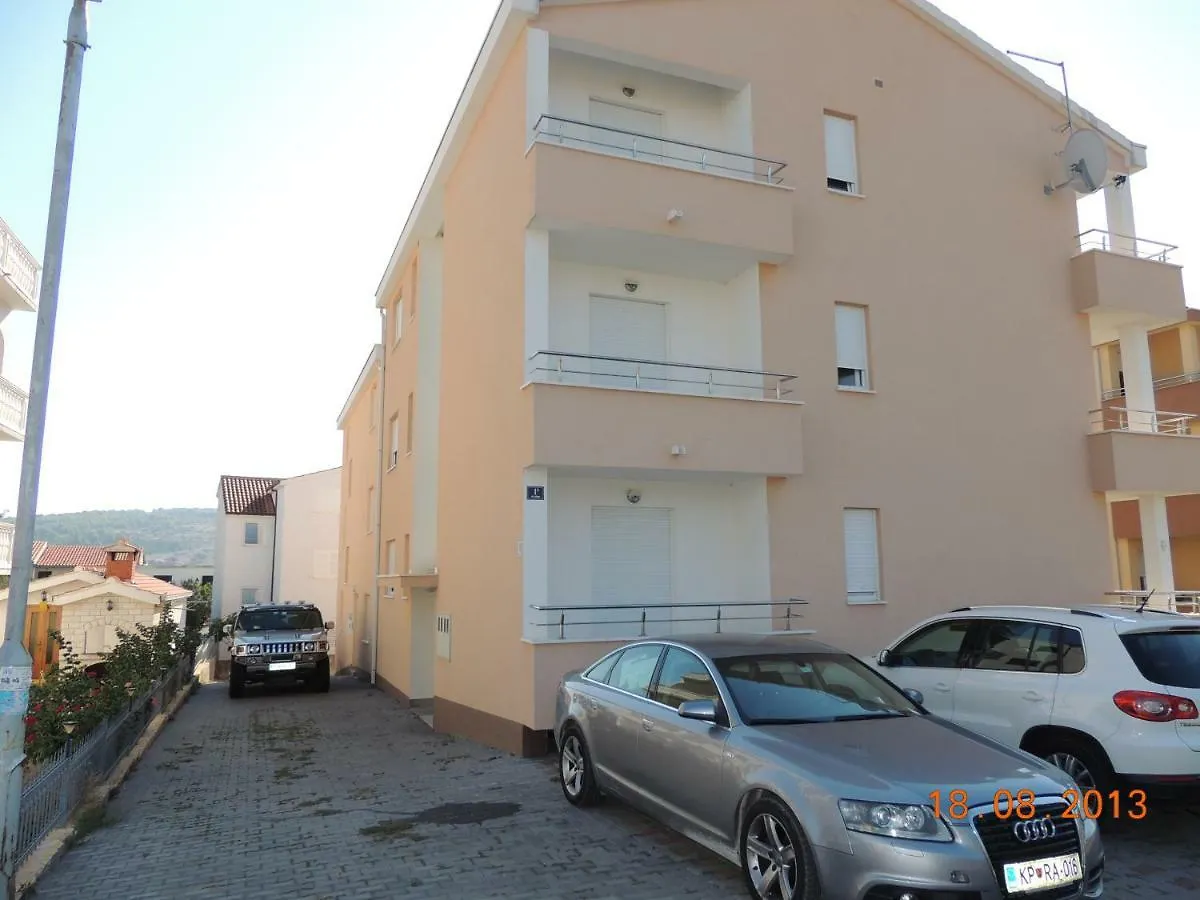Apartments Naomi And Marsel Trogir Croatia